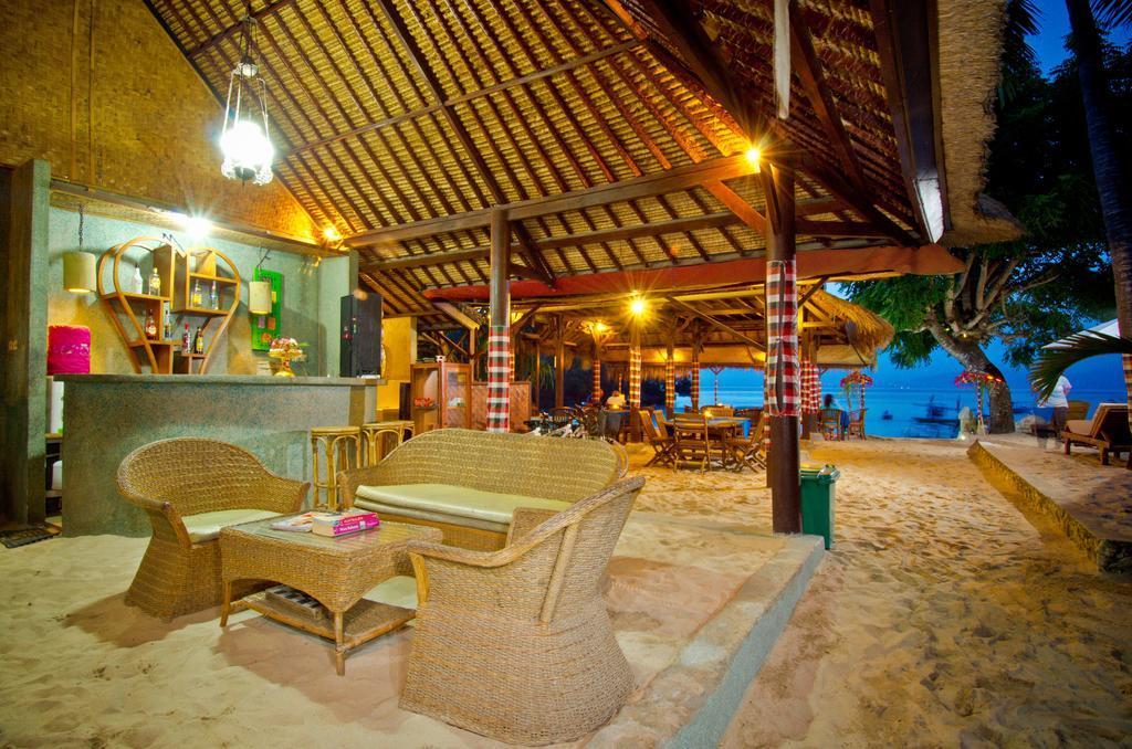 Hotel Lumbung Bali Huts à Lembongan Extérieur photo